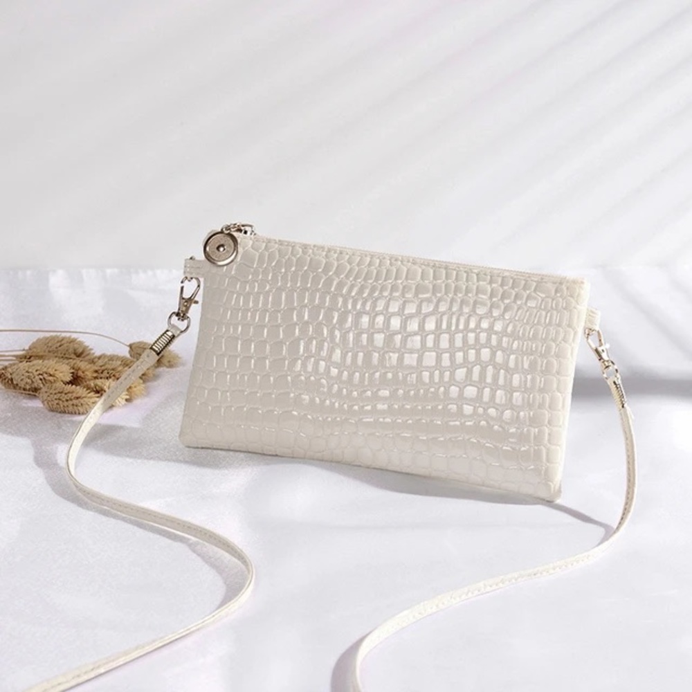 Crocodile White Coin Purse Wallet Clutch zipper Closure Womens Fashion